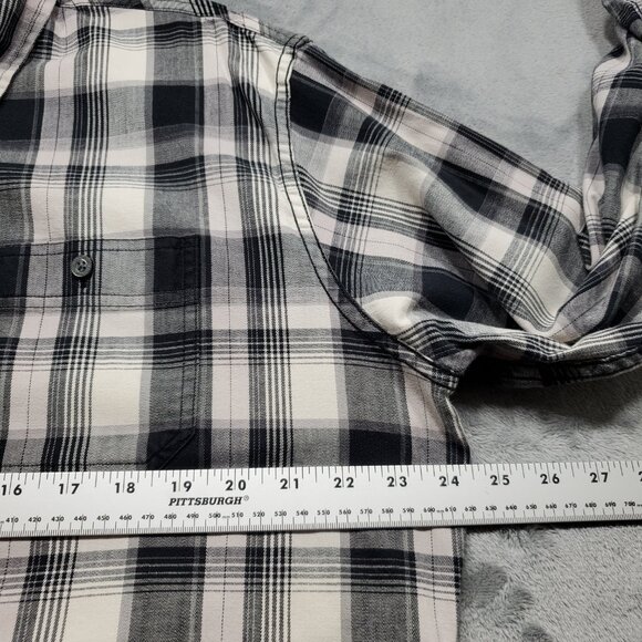 Wrangler Long Sleeve Button Up Flannel Plaid Shirt Black White Men Sz XL - Picture 8 of 9